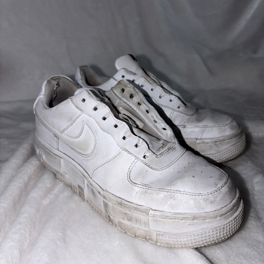 Nike Air Force 1 Pixel‎ Triple White AF1 Low Shoes Women Size 8 CK6649-100 Retro